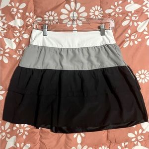 Banana Republic • Striped Skirt